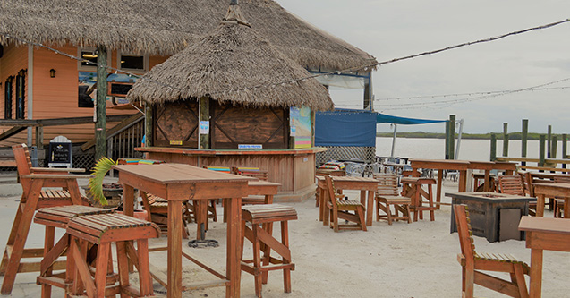 Fort Pierce Lodging beach area with cabana bar