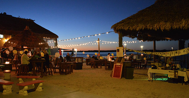 Fort Pierce Lodging and Dining beach area